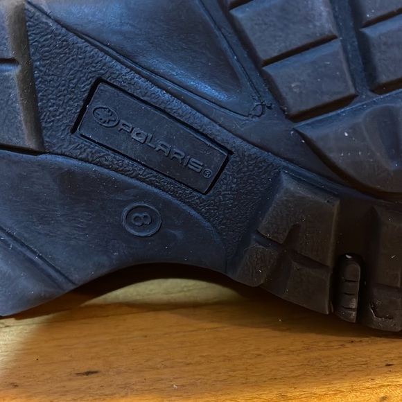 Polaris snow mobile boots! Leather upper. Fur lined. - Picture 5 of 6
